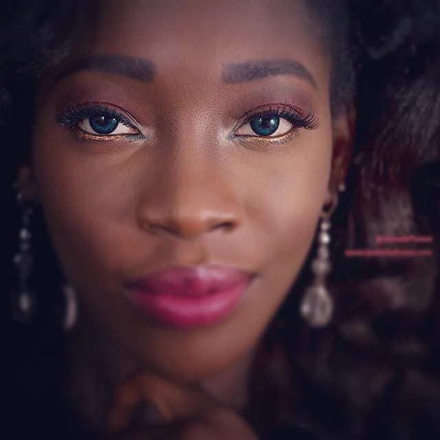 2 Tone Blue Contacts - Image 4