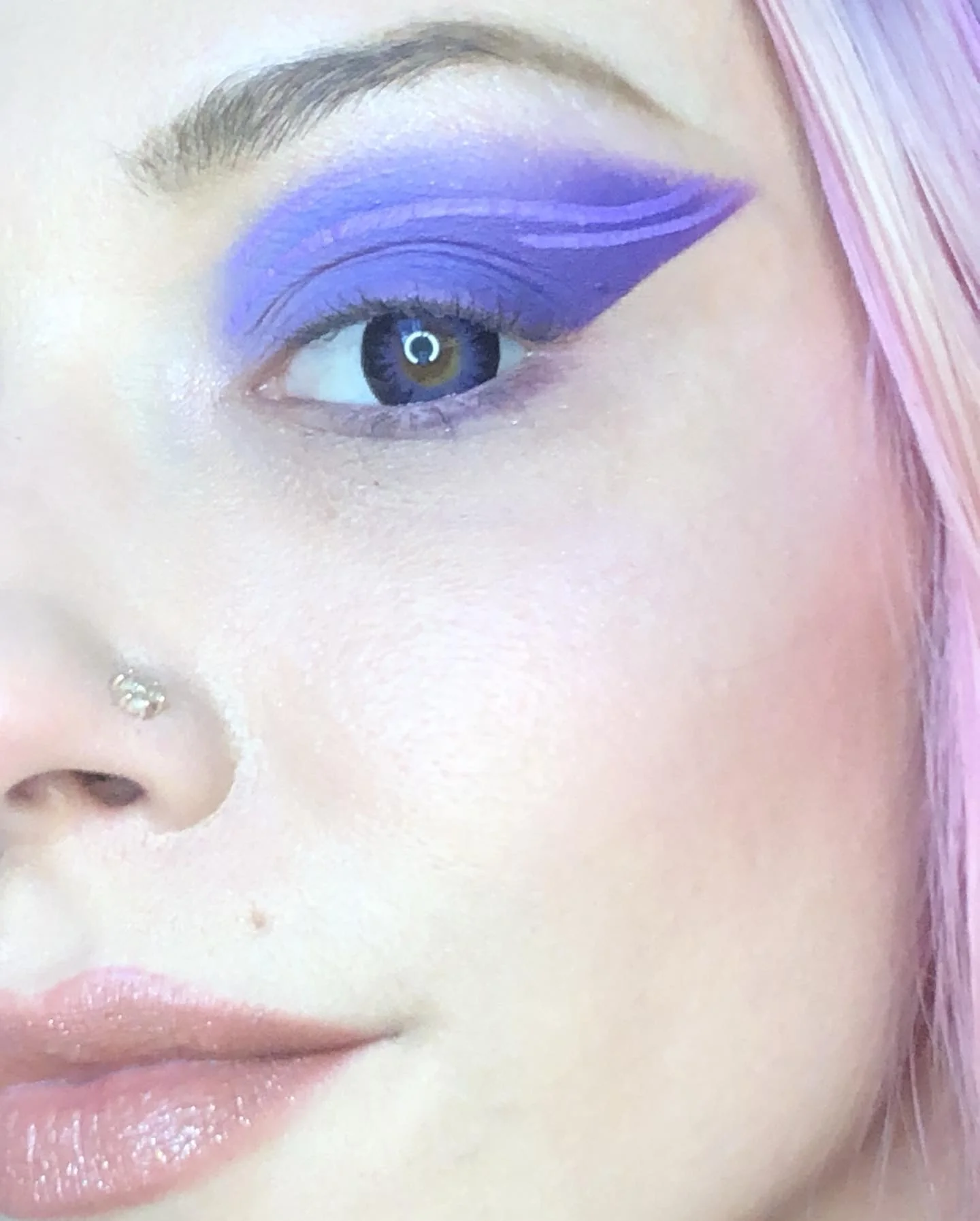 2 Tone Violet Contacts - Image 5