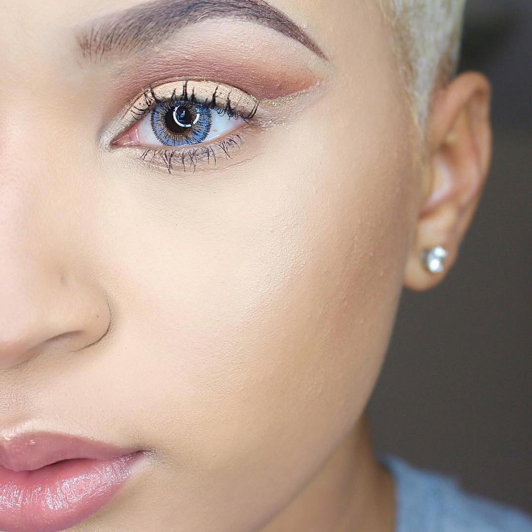 4 Tone Blue Colored Contacts - Image 5