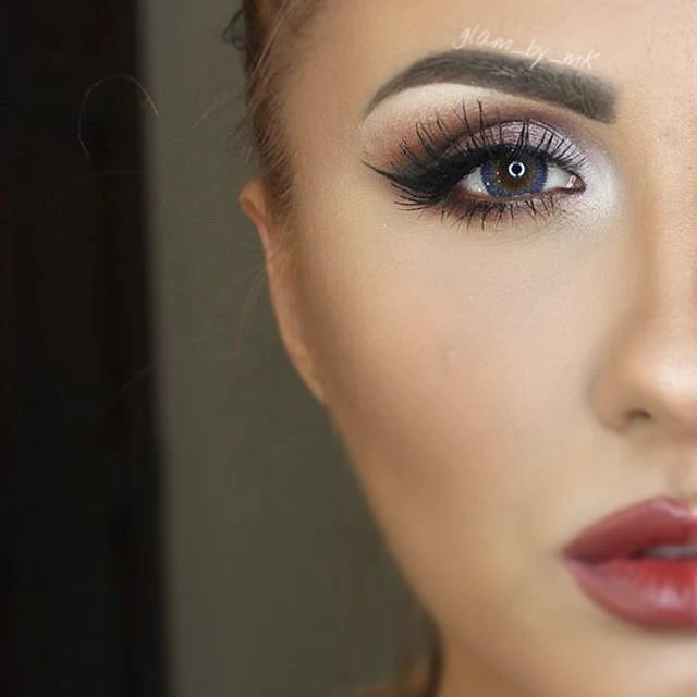 4 Tone Blue Colored Contacts - Image 7