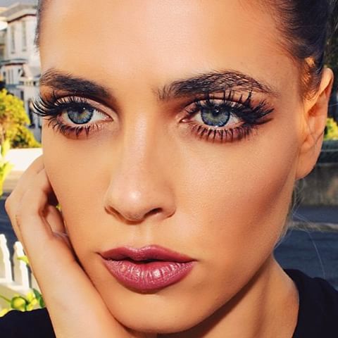 4 Tone Blue Colored Contacts - Image 9