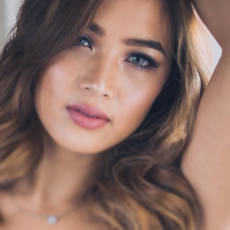 4 Tone Grey Colored Contacts - Image 7