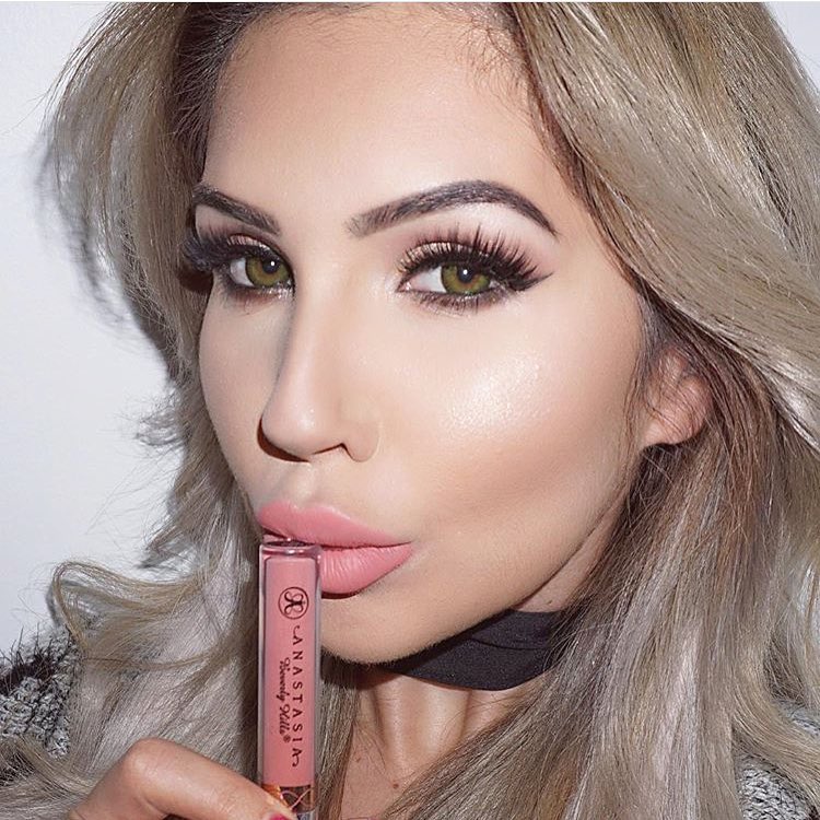 Natsumi Green Colored Contacts - Image 13