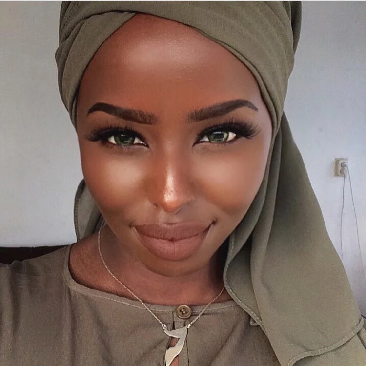 Natsumi Green Colored Contacts - Image 14