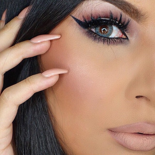 Natsumi Grey Colored Contacts - Image 8