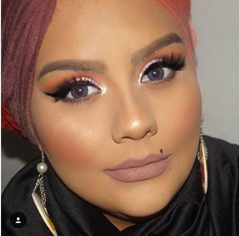 Natsumi Violet Colored Contacts - Image 3