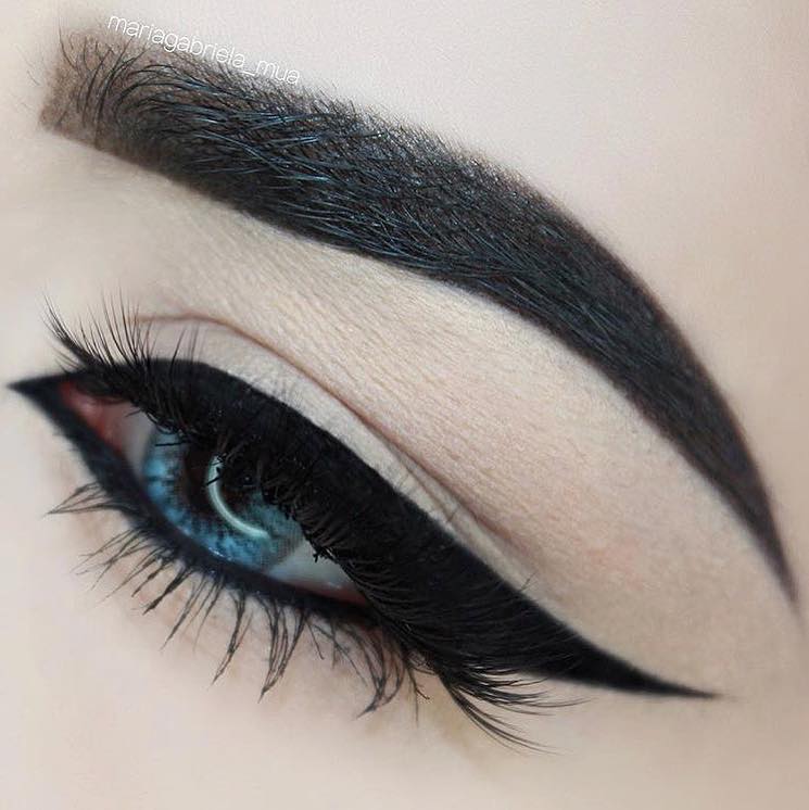 Pro Series Blue Colored Contacts - Image 6