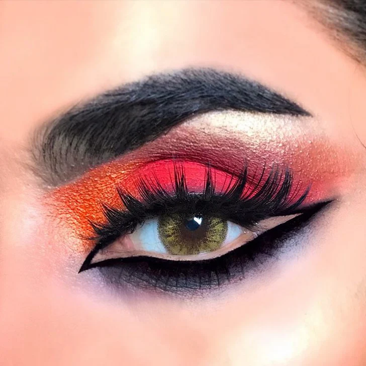 Pro Series Gold Colored Contacts - Image 5